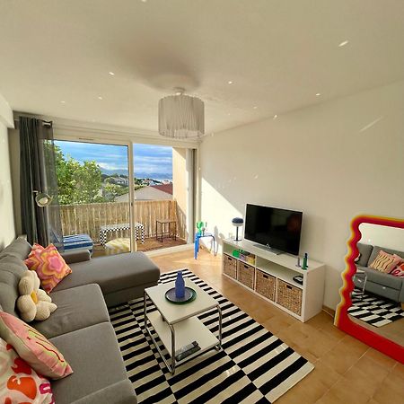 Superbe Duplex Refait A Neuf ! Apartment Hyeres Exterior photo